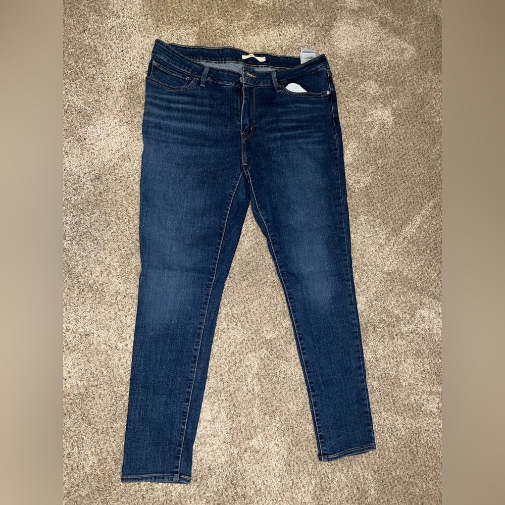 Levi's 711 Skinny Jeans - Picture 6 of 8